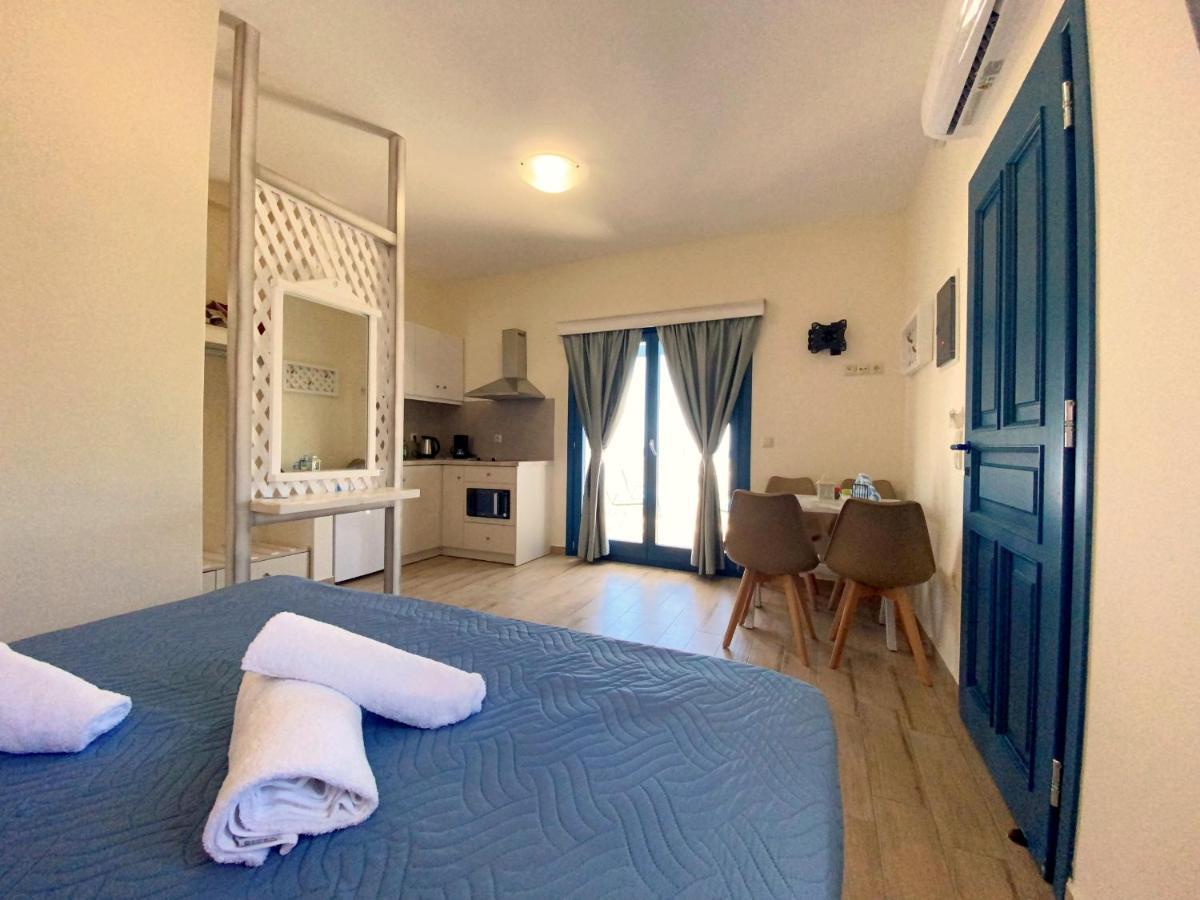 Michail Karpathos Apartment Afiartis